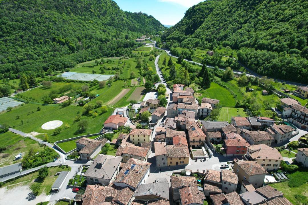 Photo of Others in Prabione