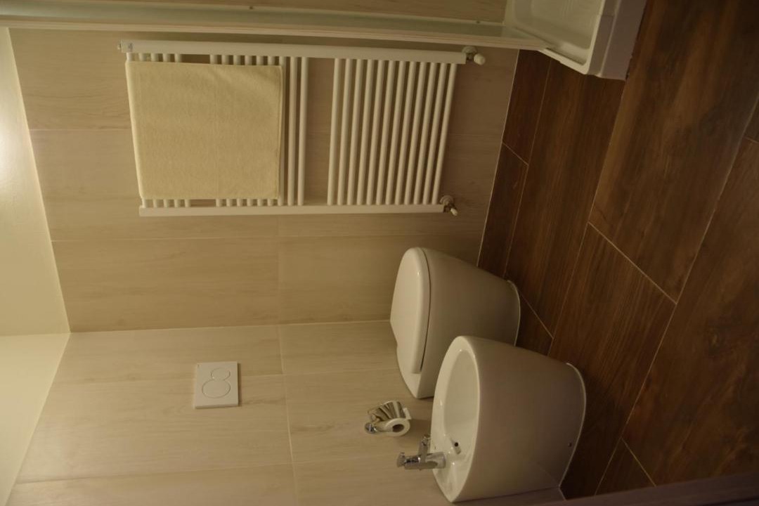 Photo of Bathroom in Casto