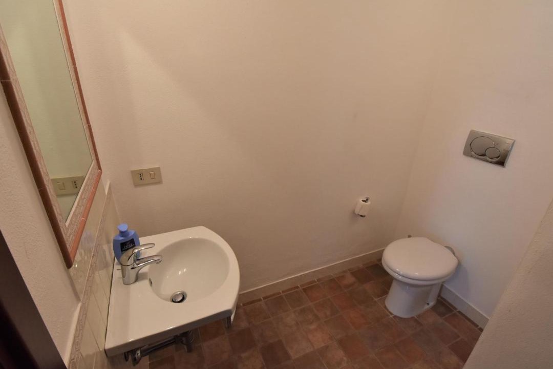 Photo of Bathroom in Castana