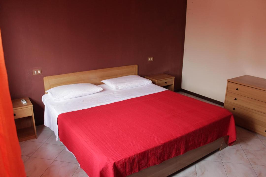 Photo of Bedroom in Curtatone