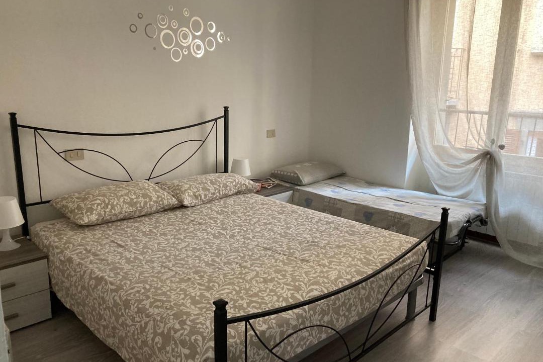 Photo of Bedroom in Lovere Old Town