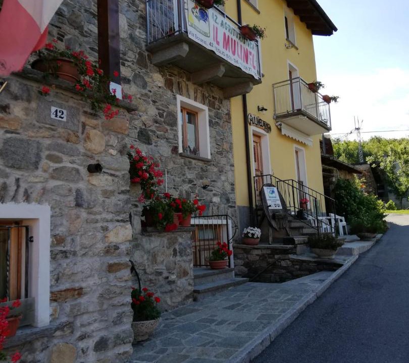 Photo of Buildings in Teglio
