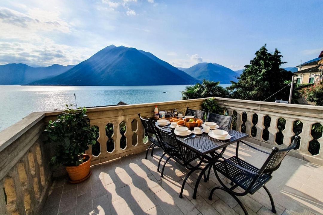 Photo of Patio Balcony in Argegno