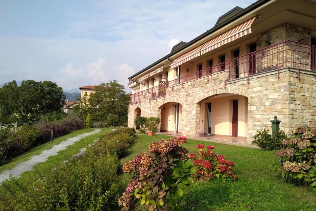 Photo of Buildings in Poppino