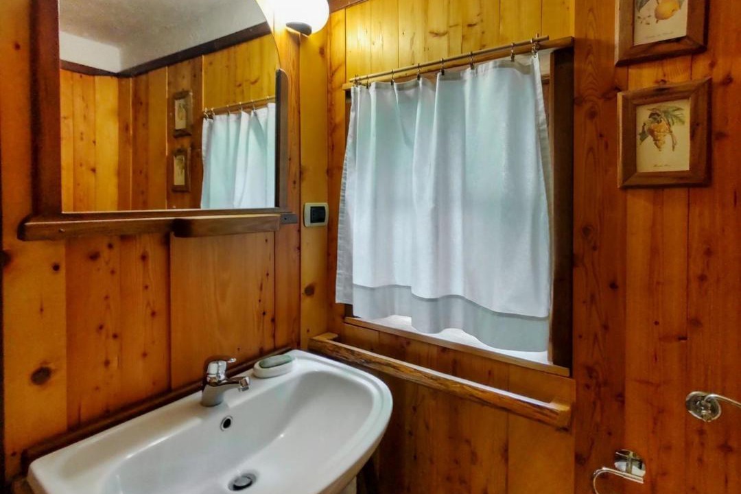 Photo of Bathroom in Pianello del Lario