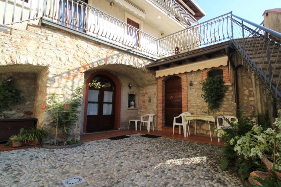 Photo of Patio Balcony in Gardola