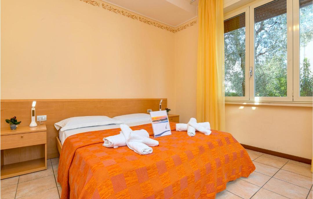 Photo of Bedroom in Toscolano Maderno