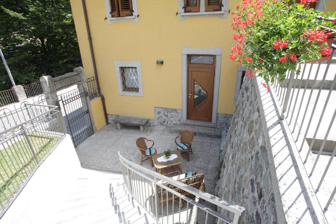 Photo of Patio Balcony in San Giovanni Bianco