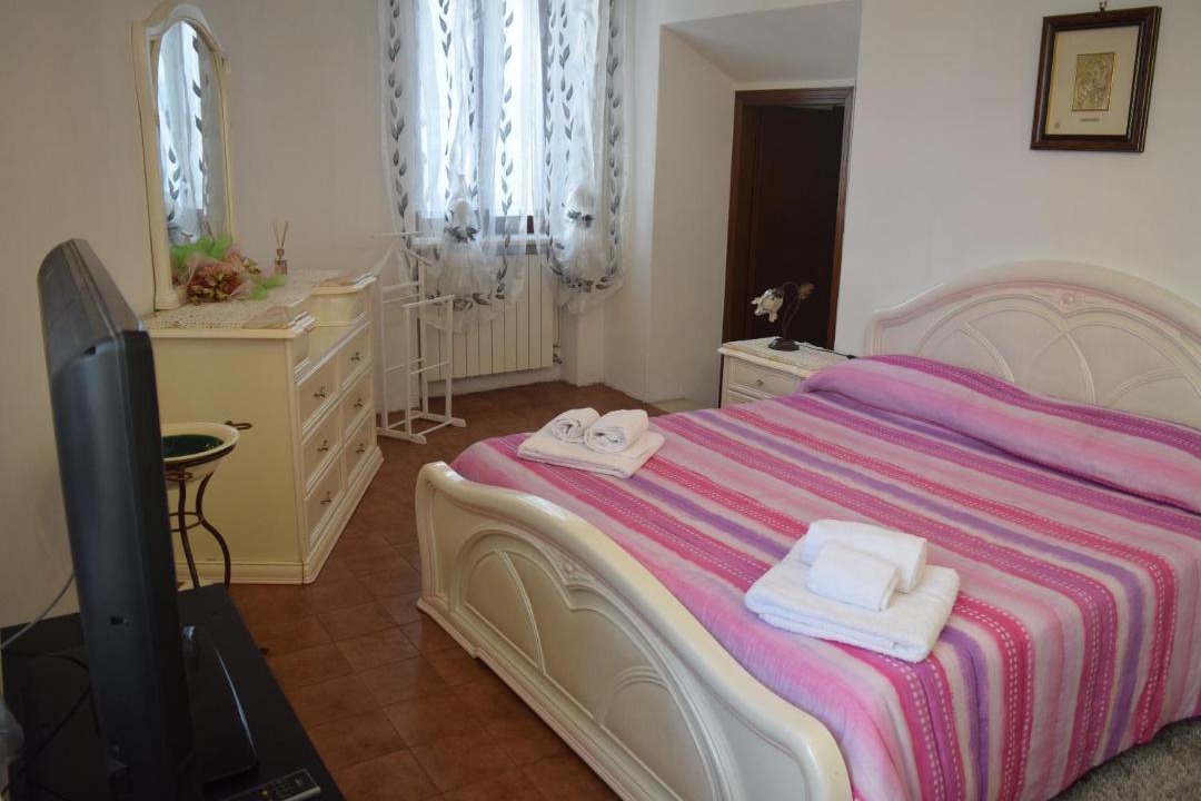 Photo of Bedroom in Montegrino Valtravaglia