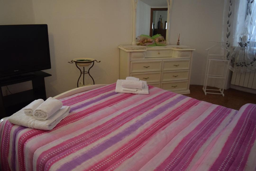 Photo of Bedroom in Montegrino Valtravaglia