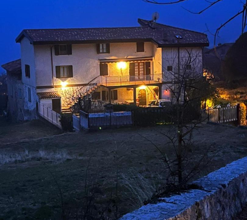Photo of Buildings in Vesio