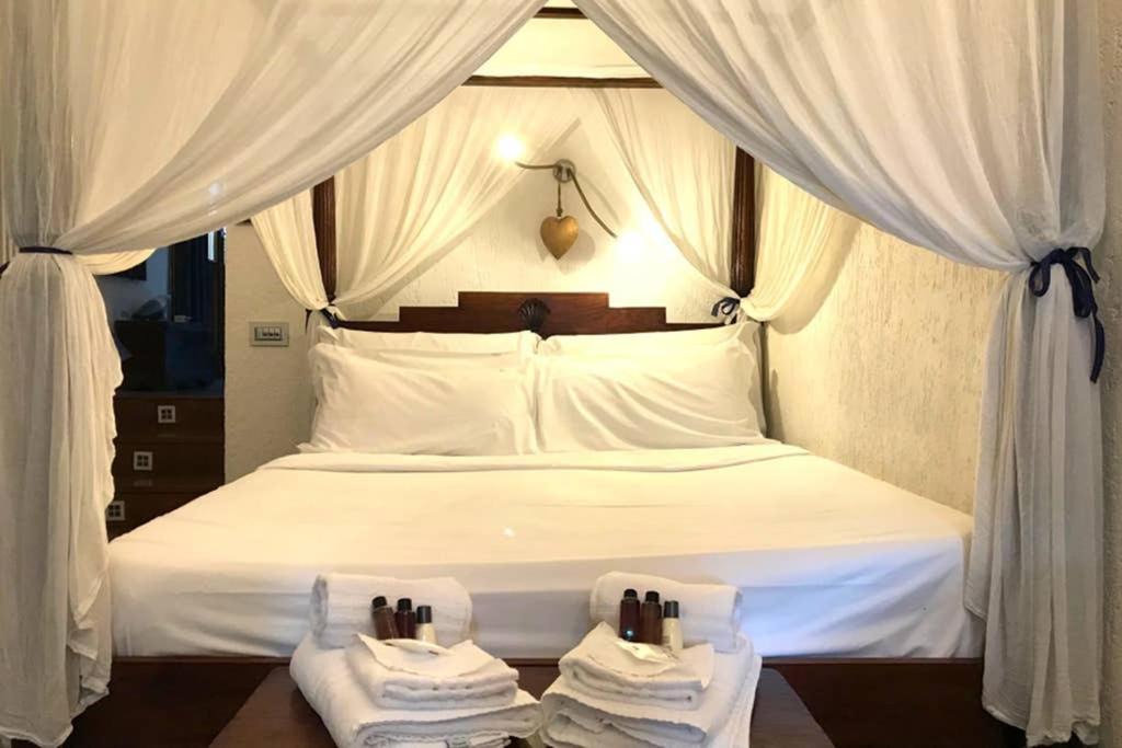 Photo of Bedroom in Bellagio