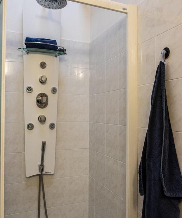 Photo of Bathroom in Lodi