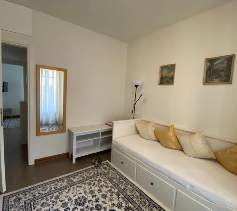 Photo of Bedroom in Lovere Old Town