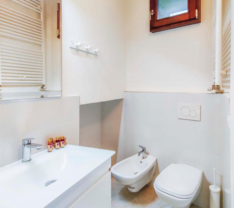 Photo of Bathroom in Magreglio