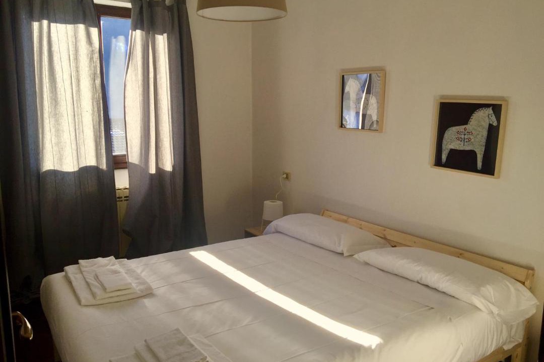 Photo of Bedroom in Temu