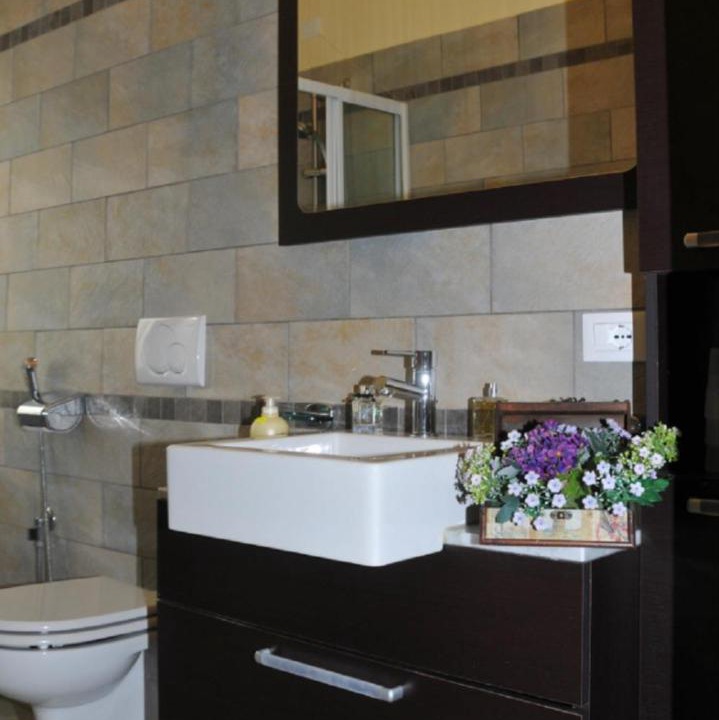 Photo of Bathroom in Crone