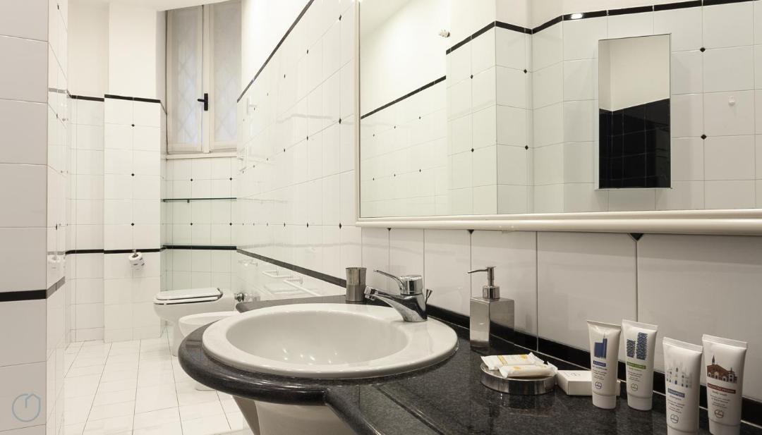 Photo of Bathroom in Carrobbio