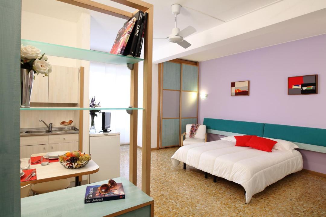 Photo of Bedroom in Chinatown