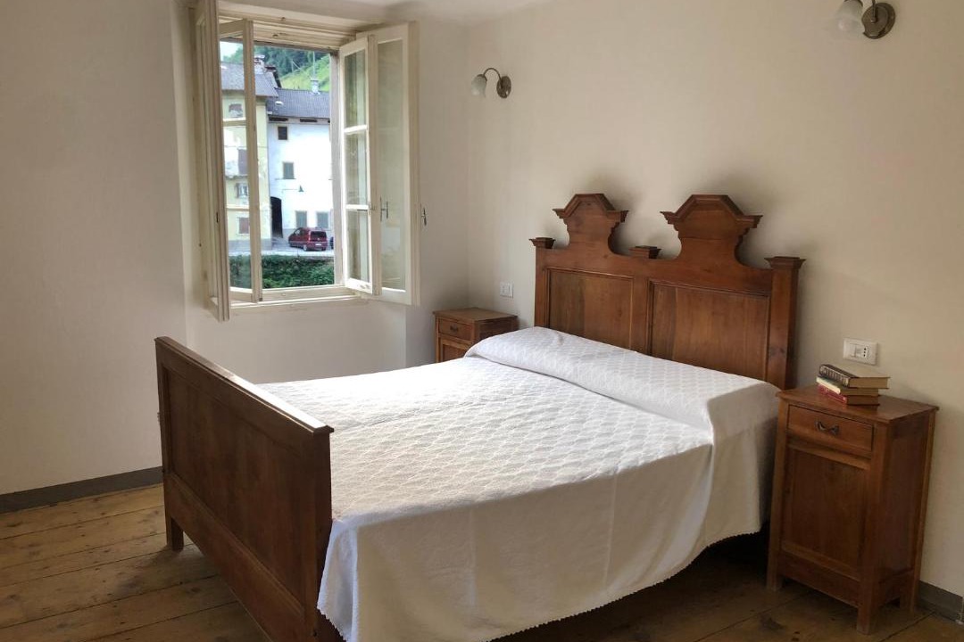 Photo of Bedroom in Olmo al Brembo