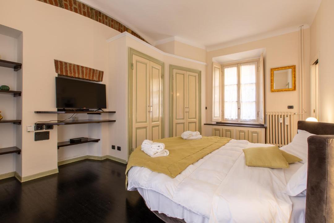 Photo of Bedroom in Magenta