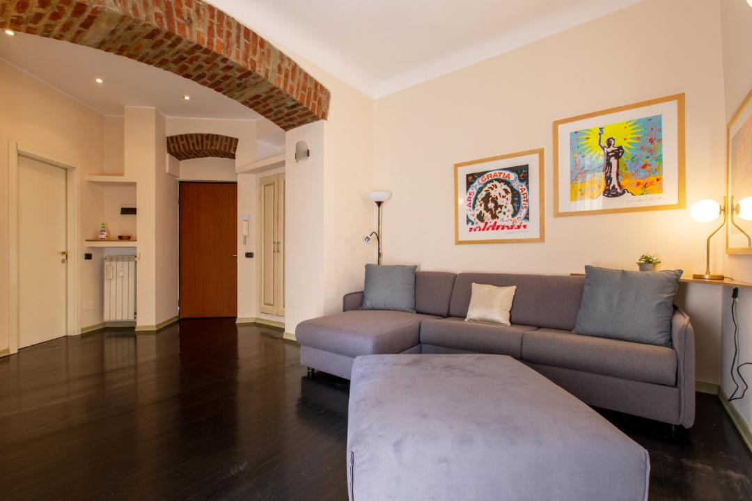 Photo of Livingroom in Magenta