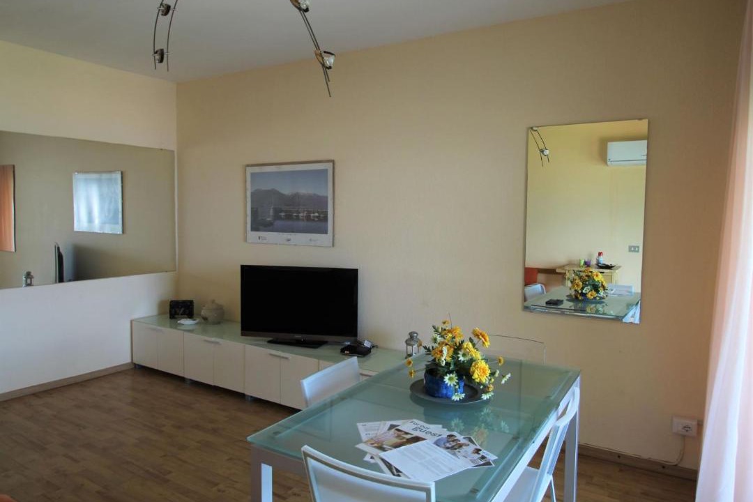 Photo of Livingroom in Euroville