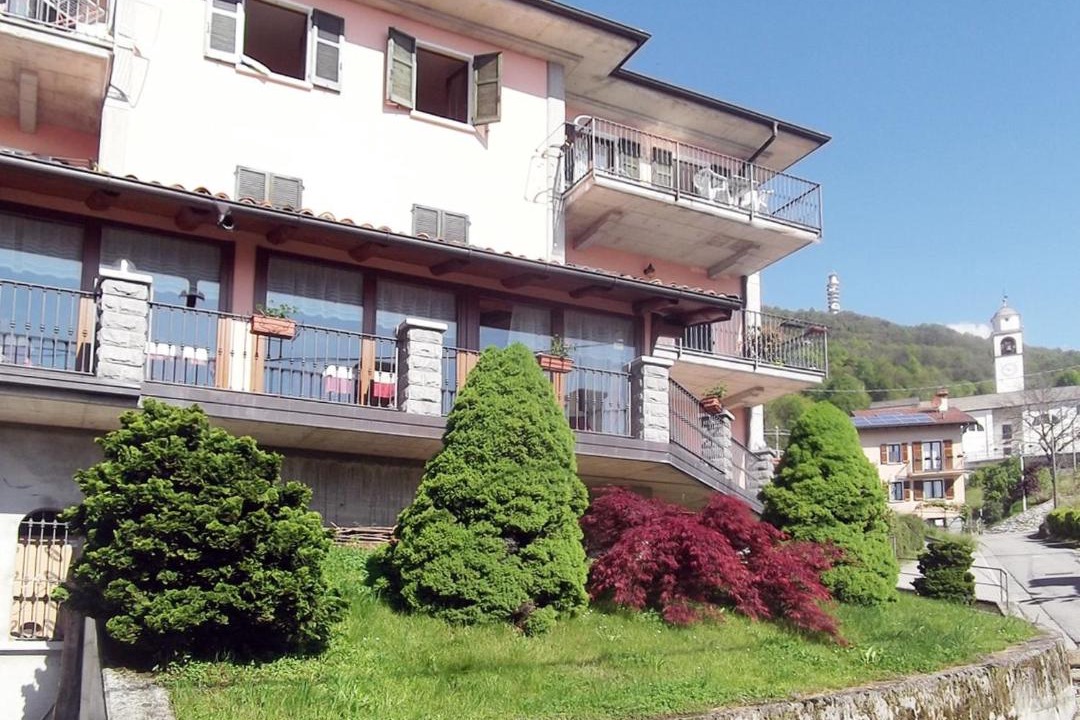Photo of Buildings in Stazzona