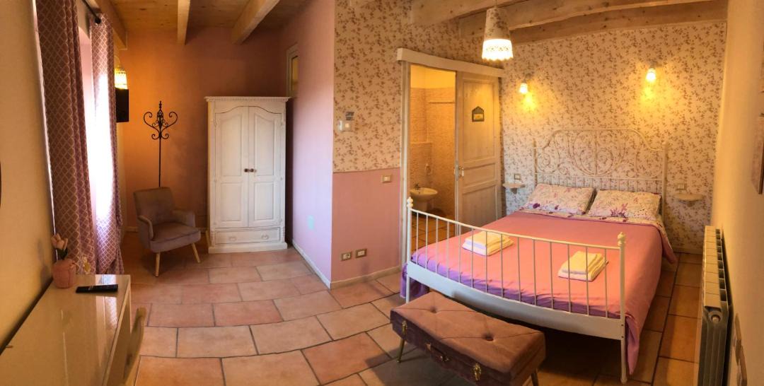 Photo of Bedroom in Lecco