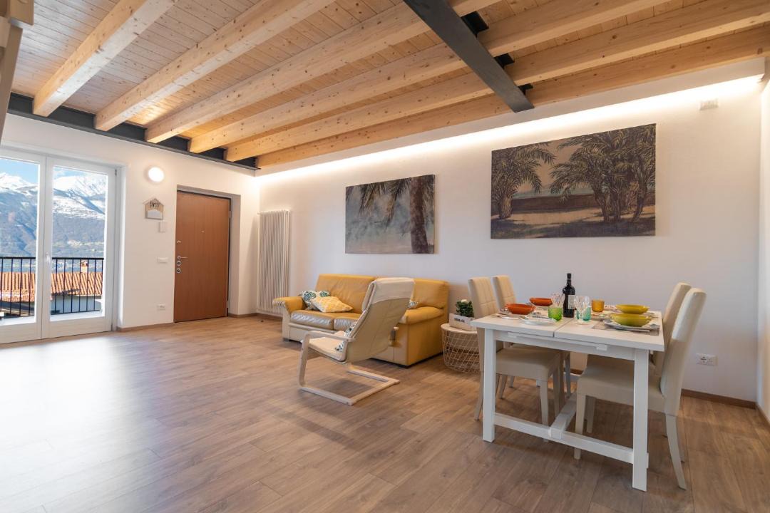 Photo of Livingroom in Colico Piano