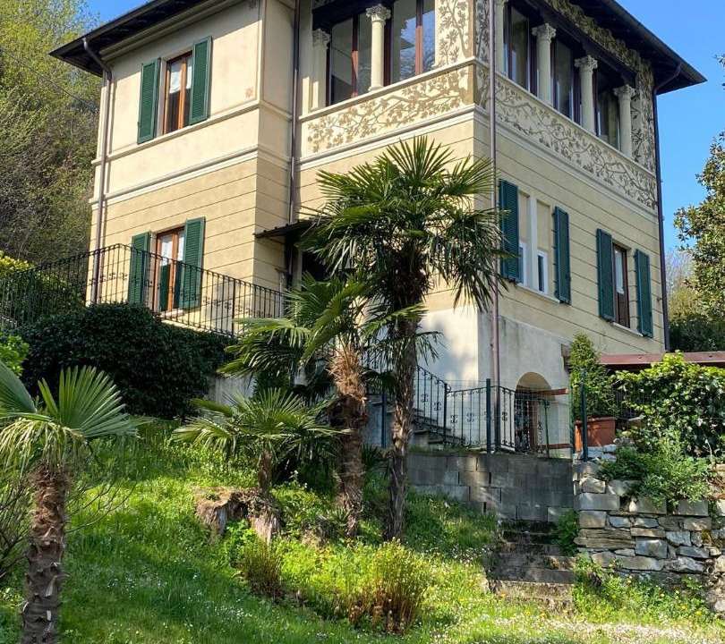 Photo of Buildings in Laveno Mombello