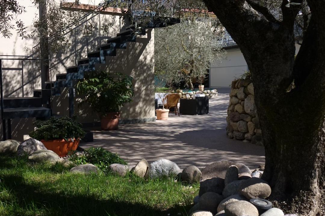 Photo of Others in Sulzano