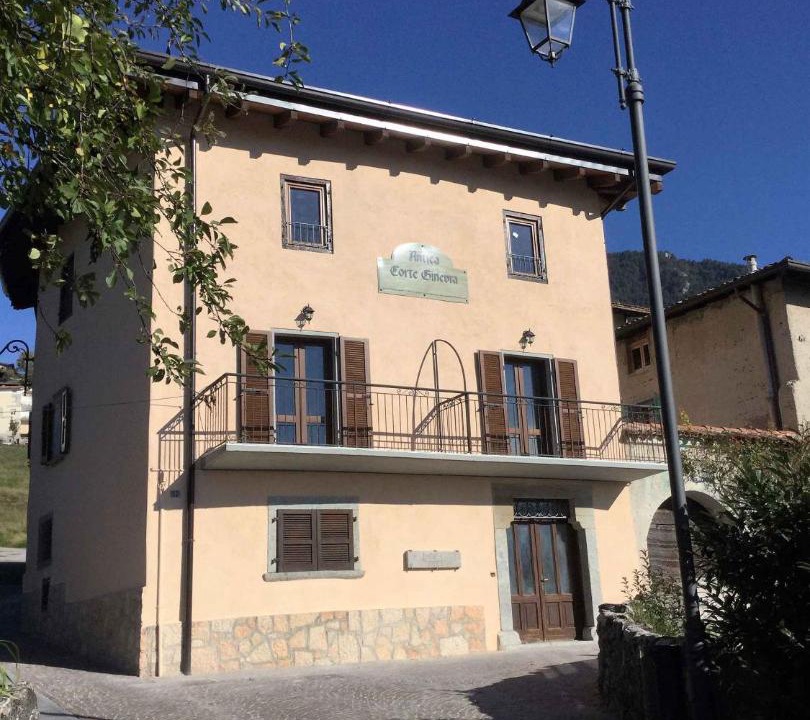 Photo of Buildings in Vesio