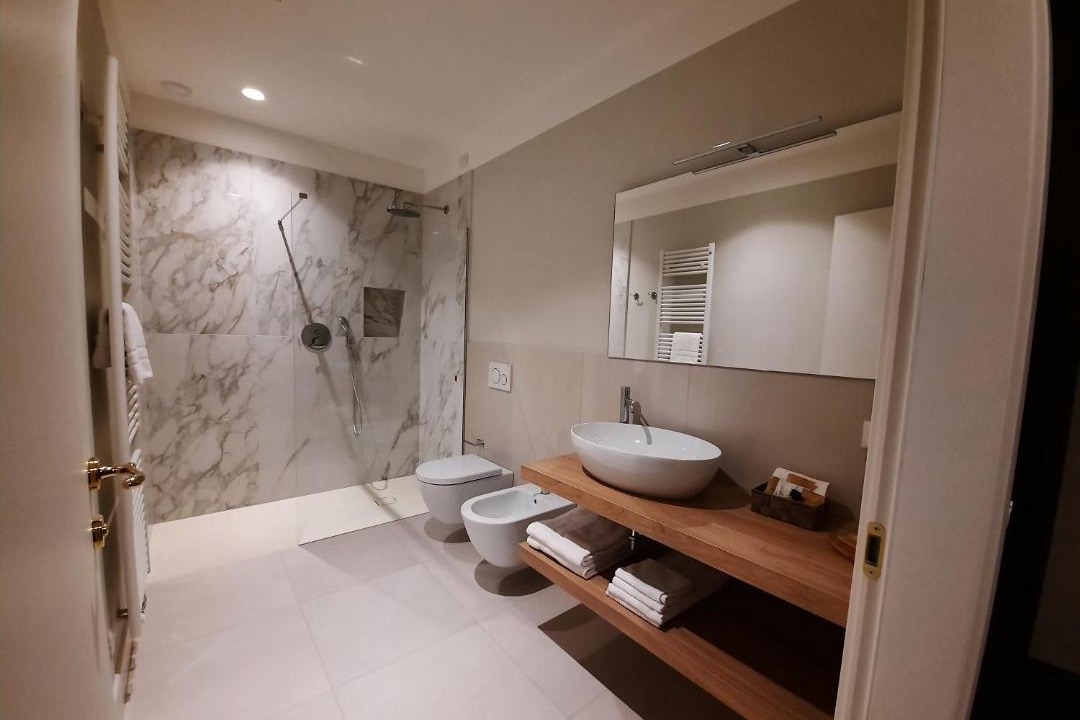 Photo of Bathroom in Como