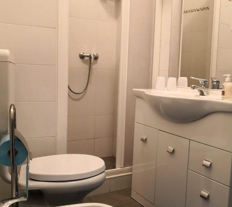 Photo of Bathroom in Biumo Superiore