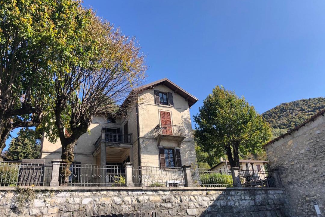 Photo of Buildings in Centro Valle Intelvi
