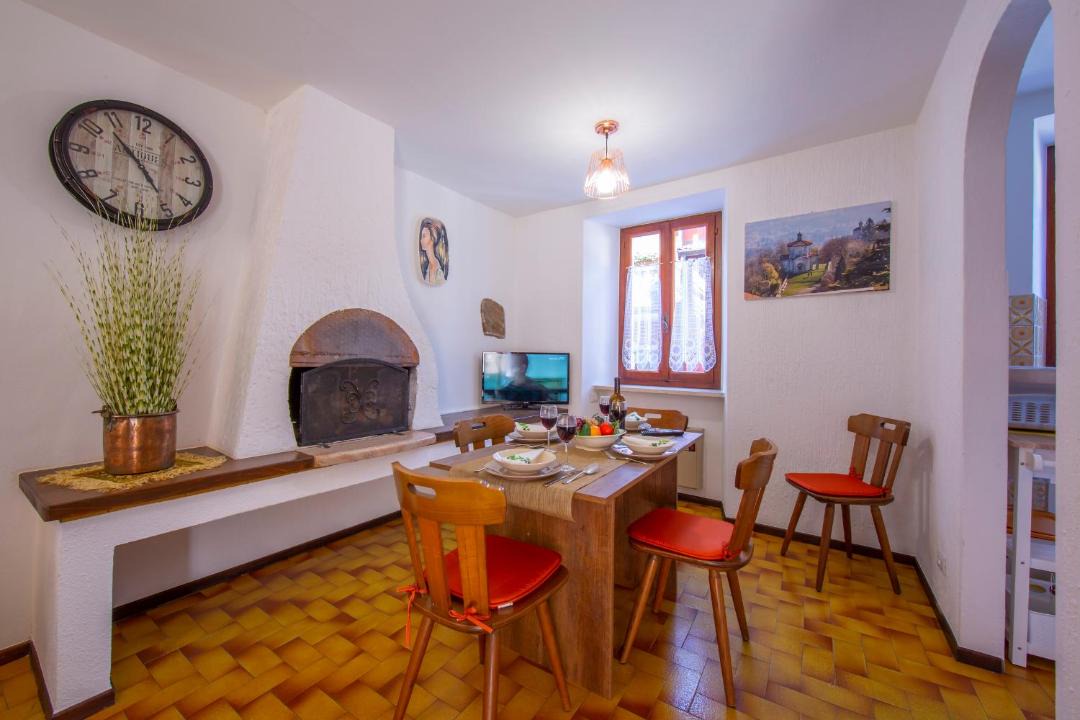 Photo of Livingroom in Lavena Ponte Tresa