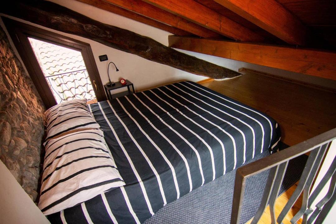 Photo of Bedroom in Porto Valtravaglia