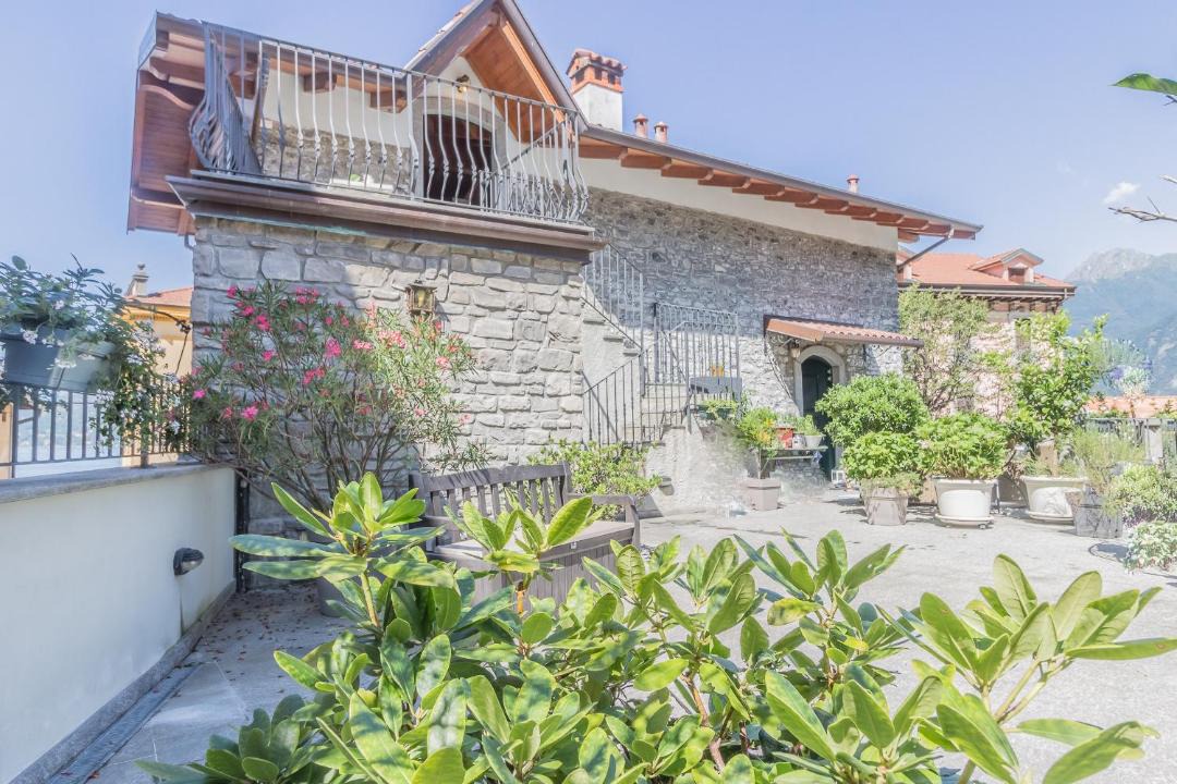 Photo of Buildings in Varenna