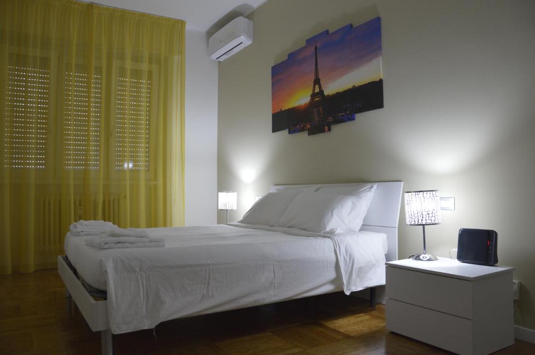 Photo of Bedroom in Milan