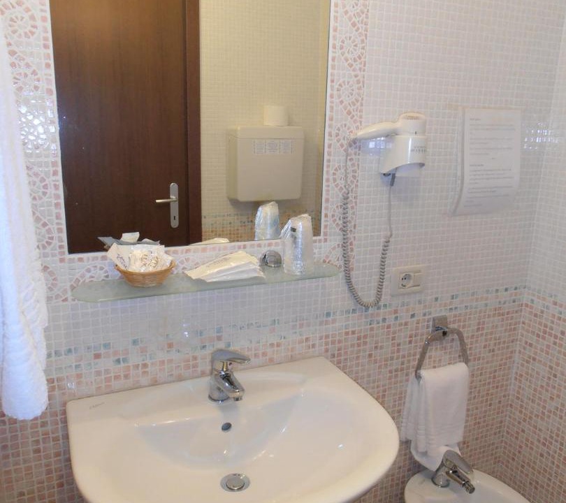 Photo of Bathroom in Gargnano