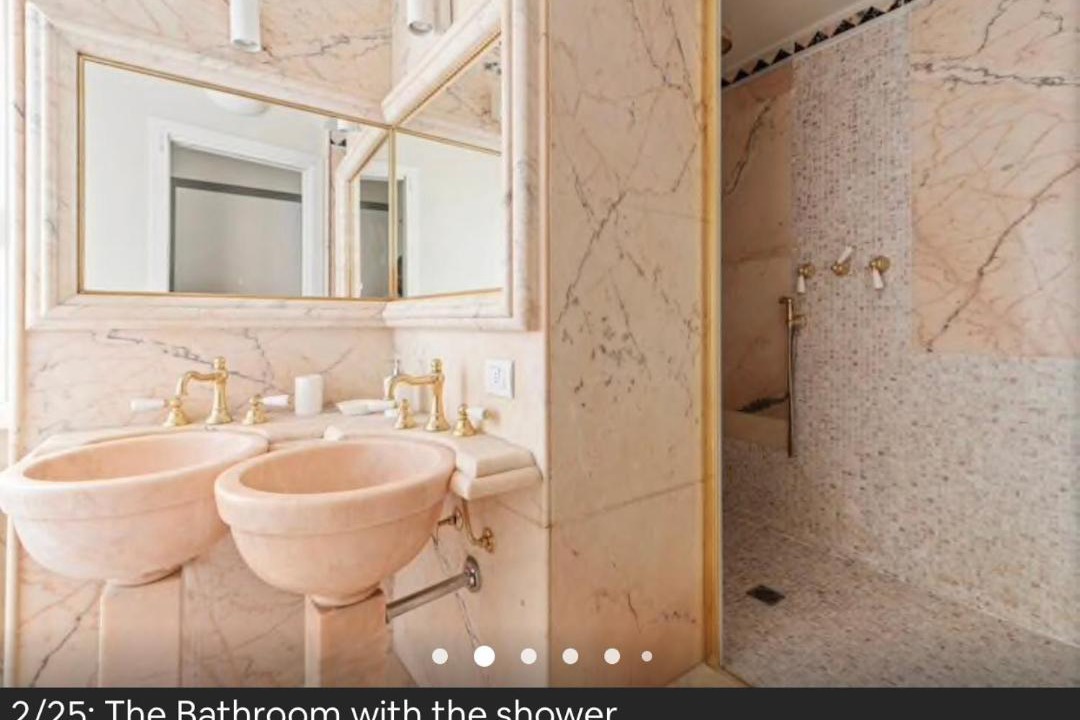 Photo of Bathroom in Carrobbio