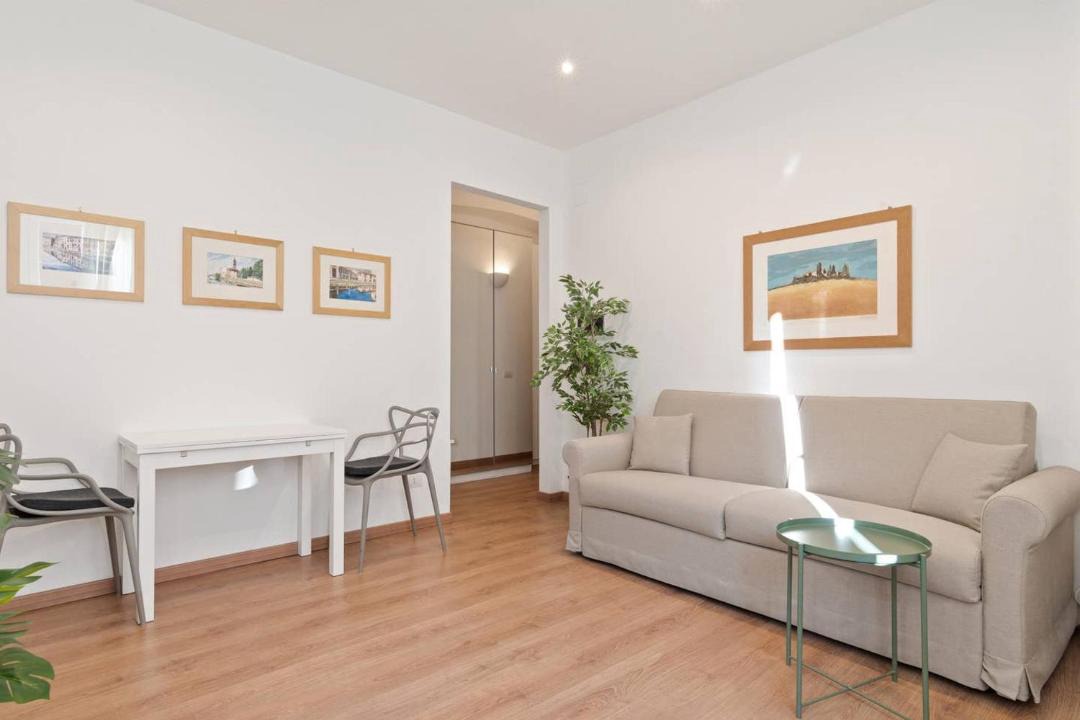 Photo of Livingroom in Tricolore