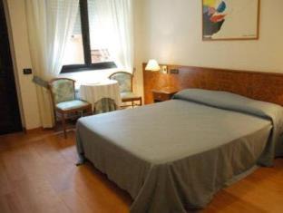 Photo of Bedroom in Ossona