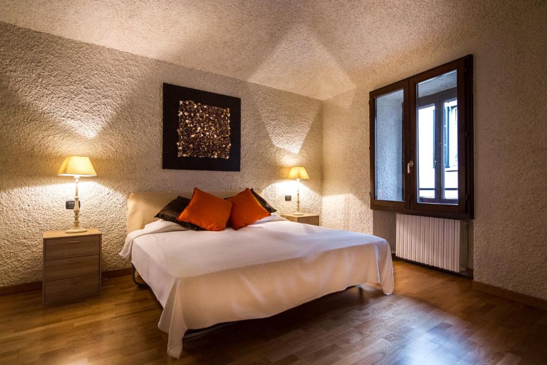 Photo of Bedroom in Cernobbio