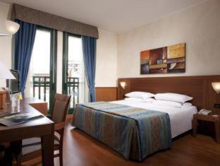 Photo of Bedroom in Certosa