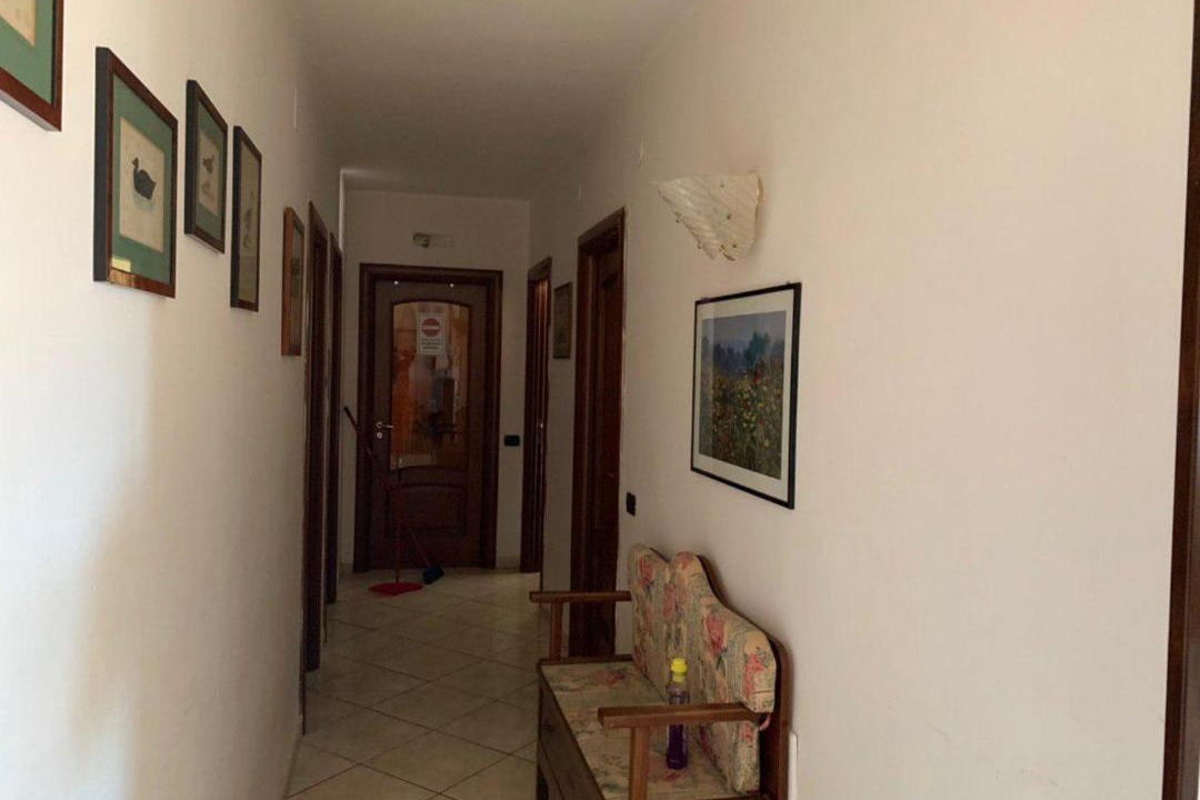 Photo of Others in Bullona