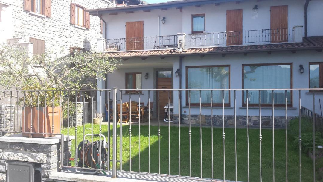 Photo of Buildings in Lierna