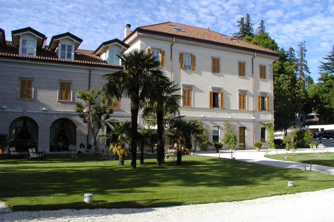 Photo of Others in Varese