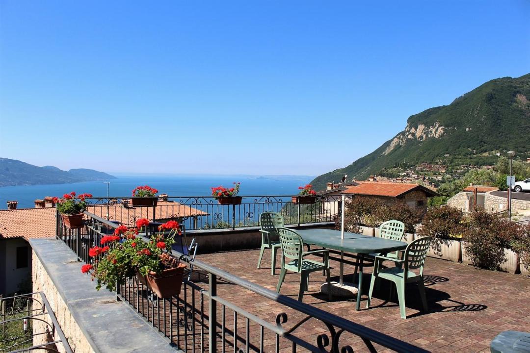 Photo of Patio Balcony in Oldesio